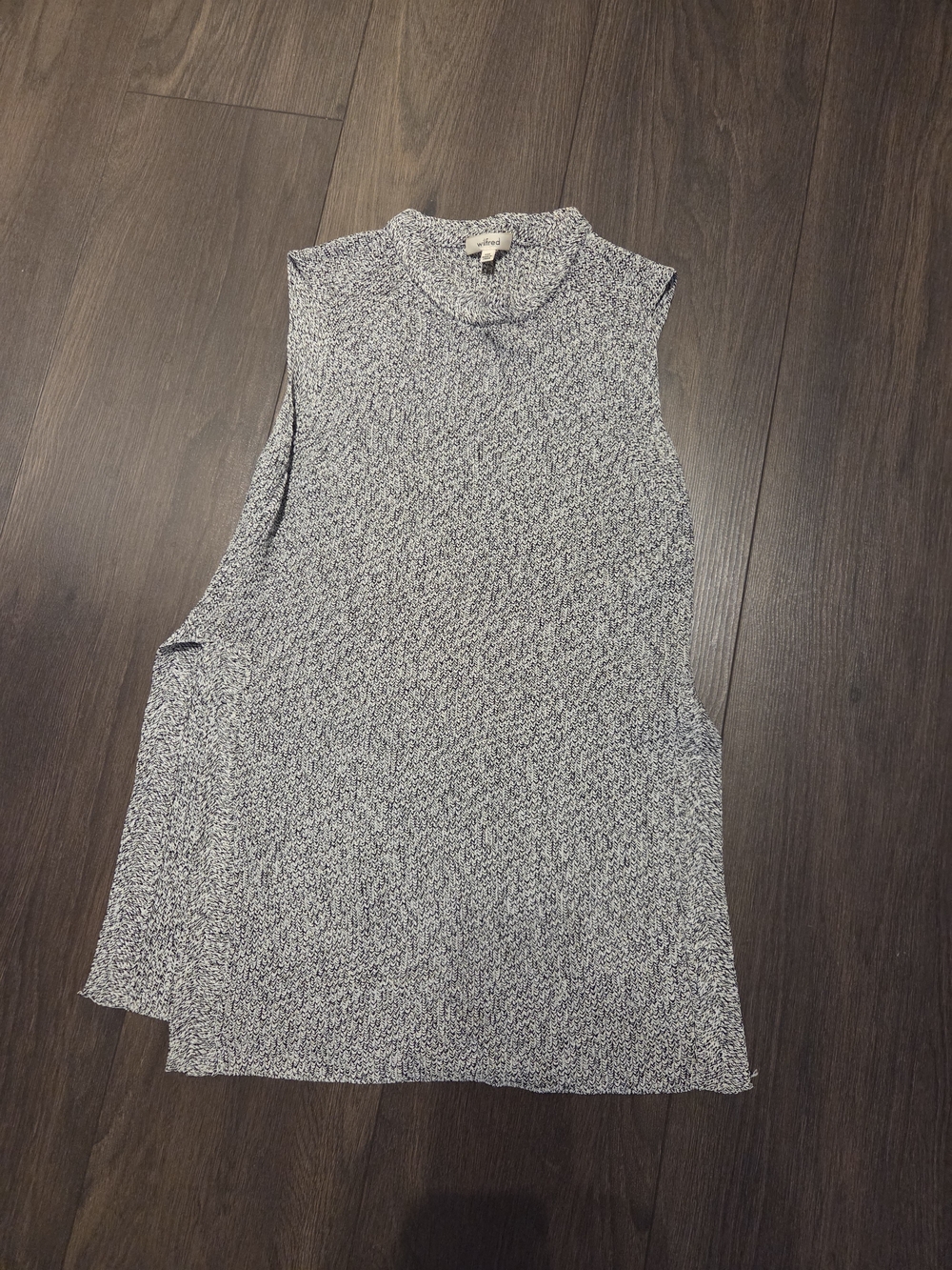 Aritizia Wilfred Sleeveless Mock Neck Tank Top Knit Work Business Casual